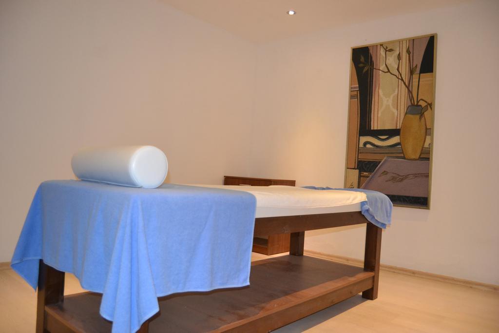 Hotel Suix Lara Antalya Kültér fotó