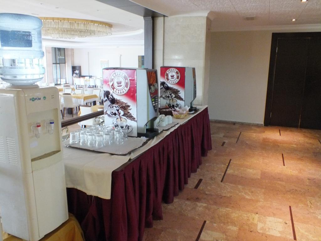 Hotel Suix Lara Antalya Kültér fotó